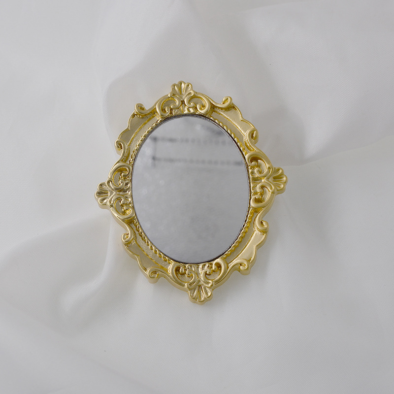 Vintage Engraved Mirror Photo  – Luxury Lifestyle Photography Bewertung und Preis