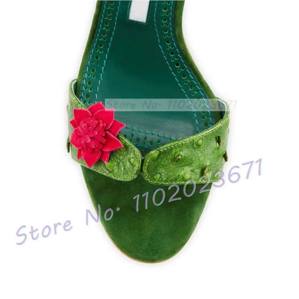 Red Flowers Lace-up Green Sand – Luxury Lifestyle Bewertung und Preis