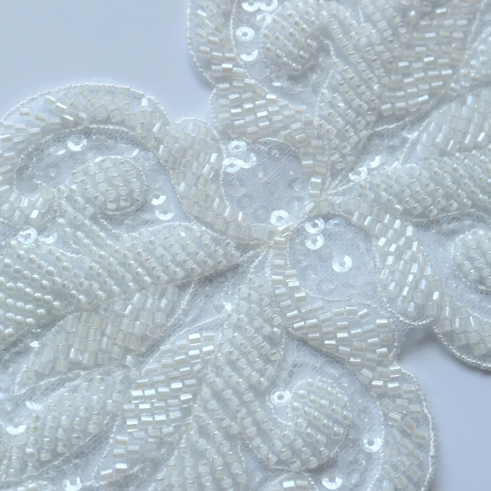 Luxury flower beaded embroider – Luxury Lifestyle Photography Bewertung und Preis